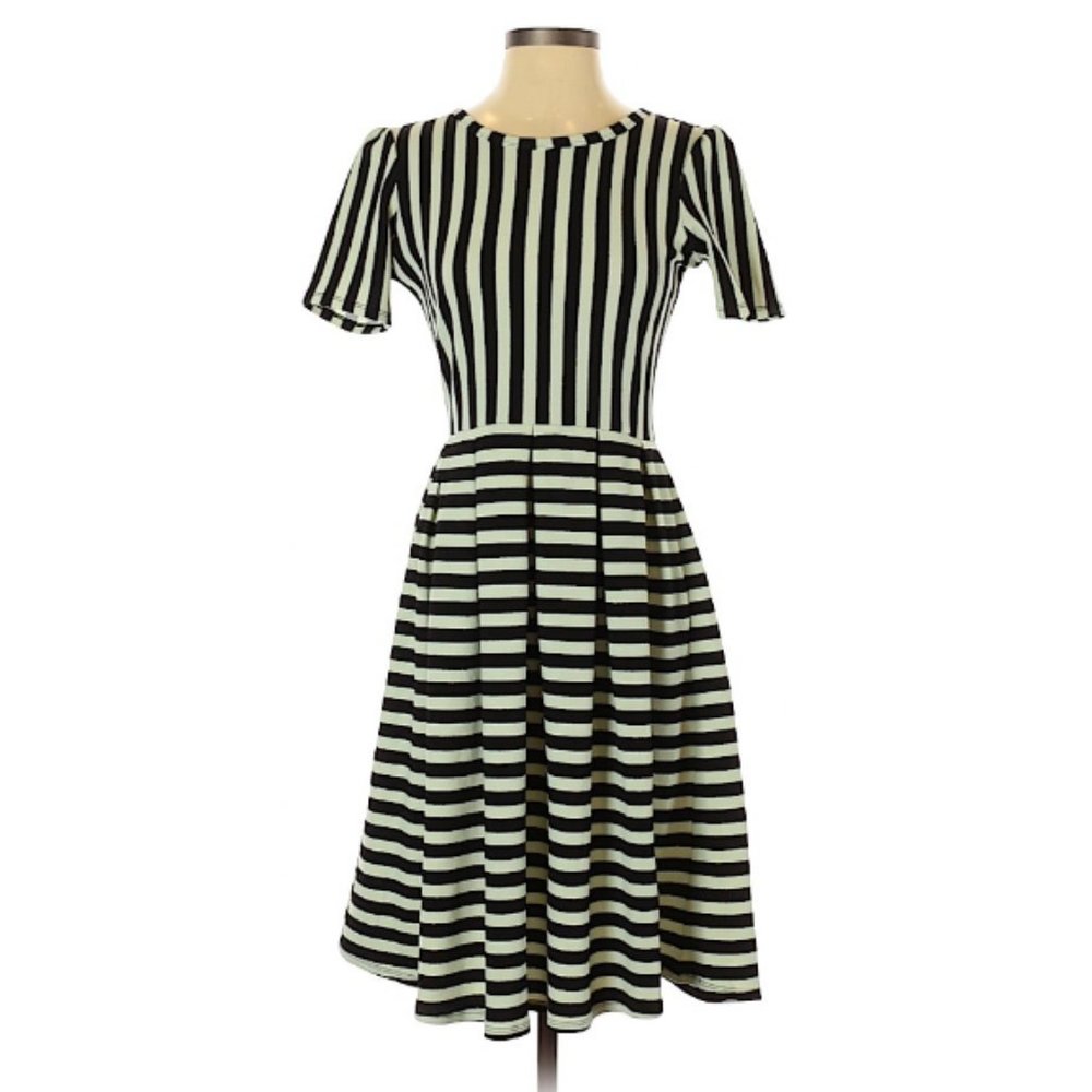 NWOT Lularoe Striped Puff Sleeve Swing Dress